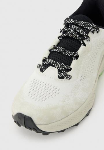 Походные ботинки