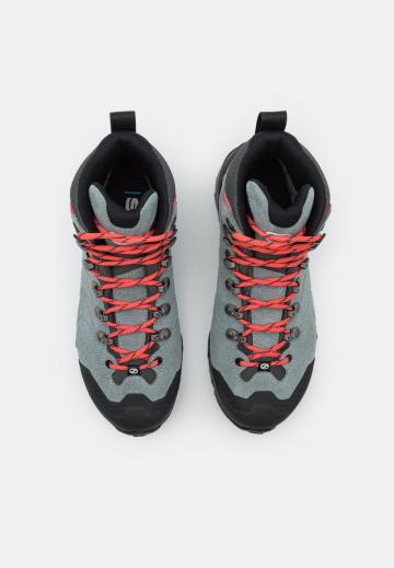 Походные сапоги