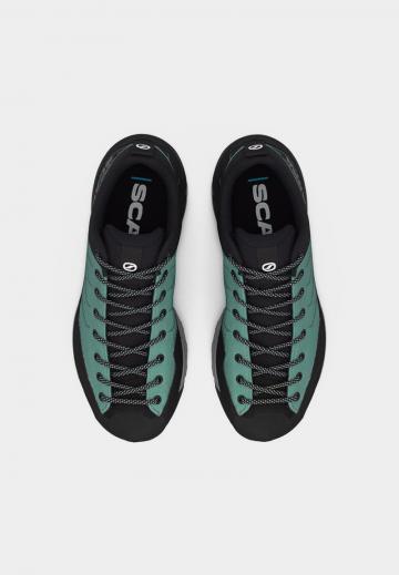 Походная обувь