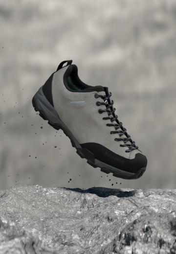 Походные ботинки