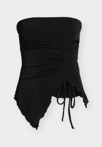 Топ без бретелек