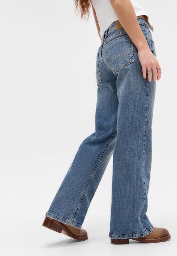 Свободные джинсы