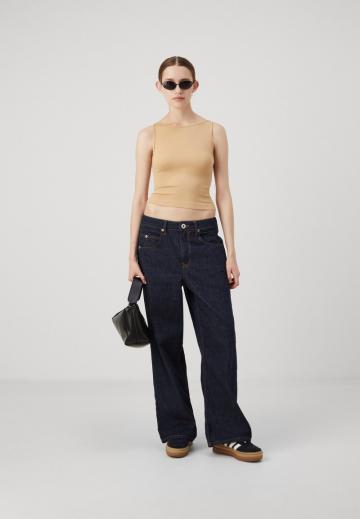 Майка-борцовка