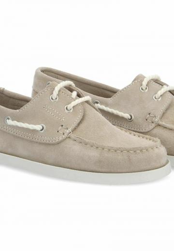 Ботинки на шнуровке