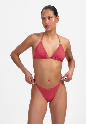 Треугольное бикини