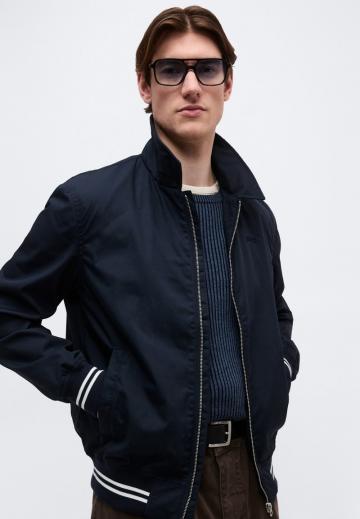 Куртка бомбер