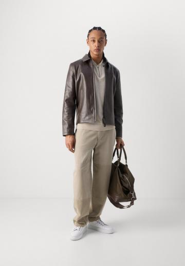 Кожаная куртка