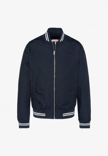 Куртка бомбер