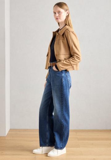 Прямые джинсы