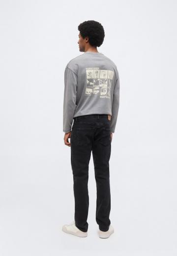 Прямые джинсы