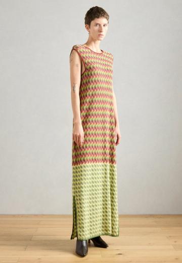 Вязаное платье