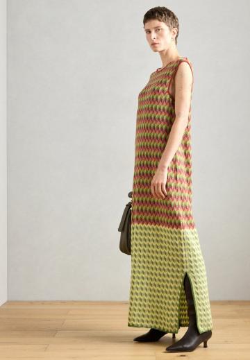 Вязаное платье