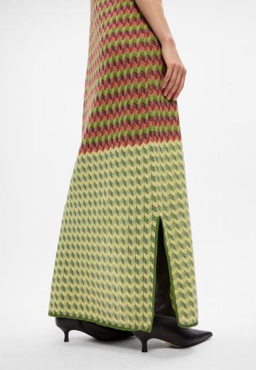 Вязаное платье