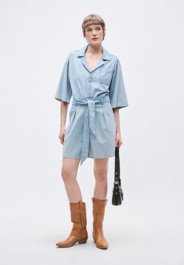 Джинсовый комбинезон