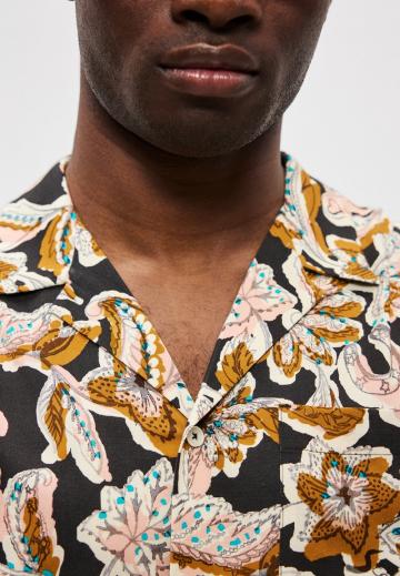 Рубашка с коротким рукавом