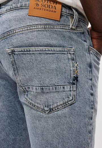 Узкие джинсы