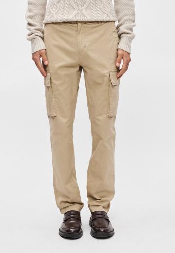 Брюки с накладными карманами