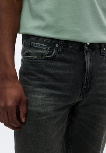 Клешеные джинсы