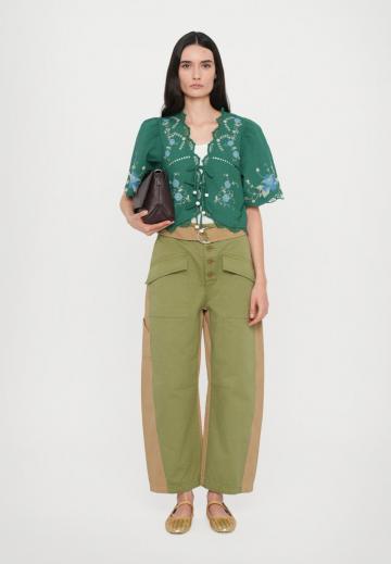 Джинсы бойфренда