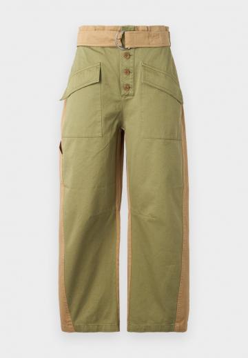 Джинсы бойфренда