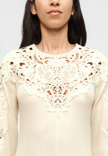 Вязаное платье