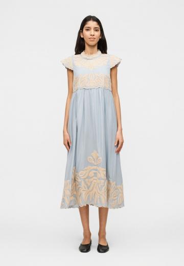 Летнее платье