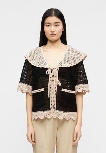 Вязаная кофта