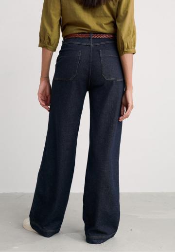 Свободные джинсы