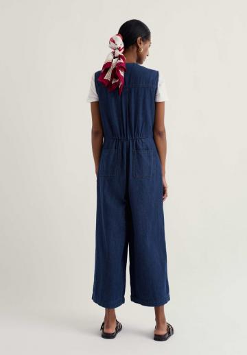 Джинсовый комбинезон