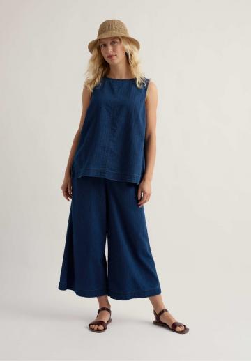 Джинсовая жилетка