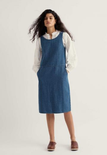 Джинсовый комбинезон