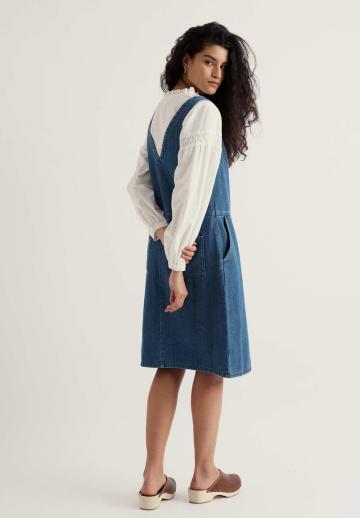 Джинсовый комбинезон