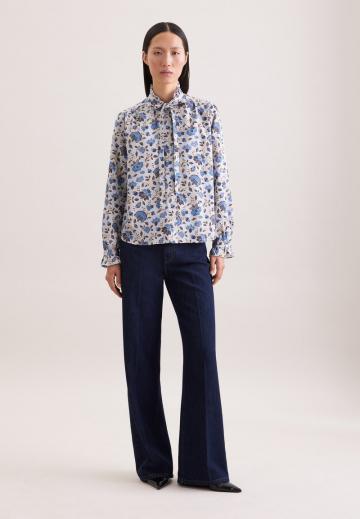 Атласная блузка