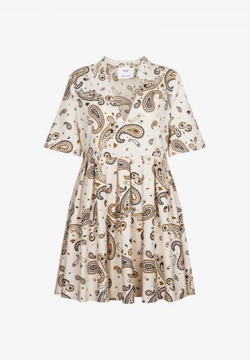 Короткое платье