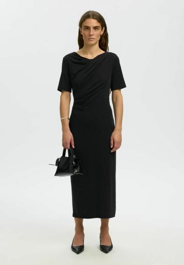 Платье футляр