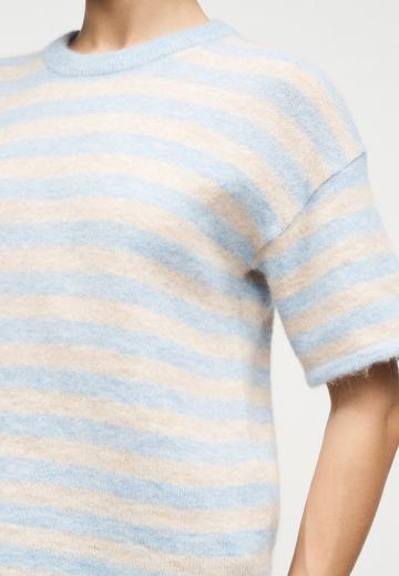 Пуловер с коротким рукавом