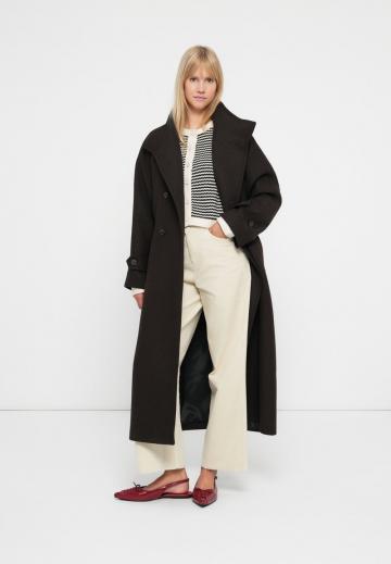 Шерстяное пальто