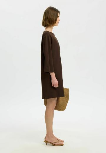 Короткое платье