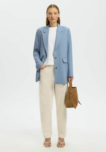 Короткое пальто