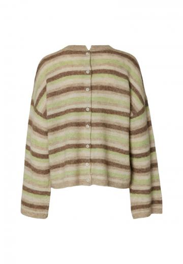 Пуловер в полоску