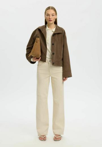 Прямые джинсы