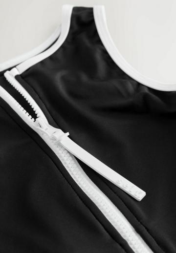 Слитный купальник