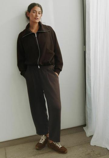 Спортивные штаны