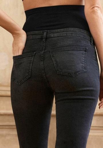 Узкие джинсы