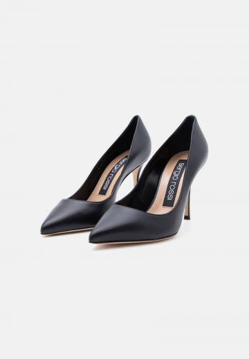 Туфли на высоком каблуке