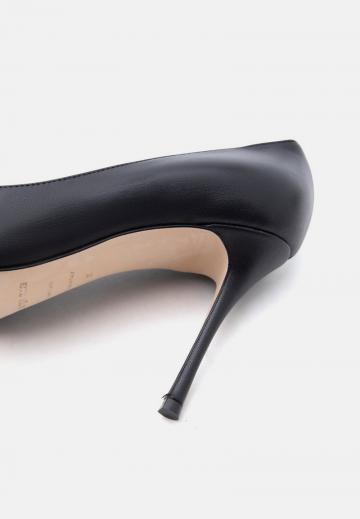 Туфли на высоком каблуке