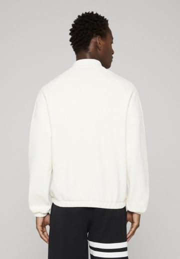 Куртка бомбер