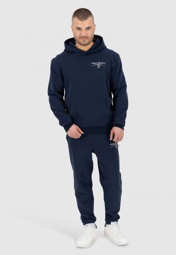 Спортивная кофта