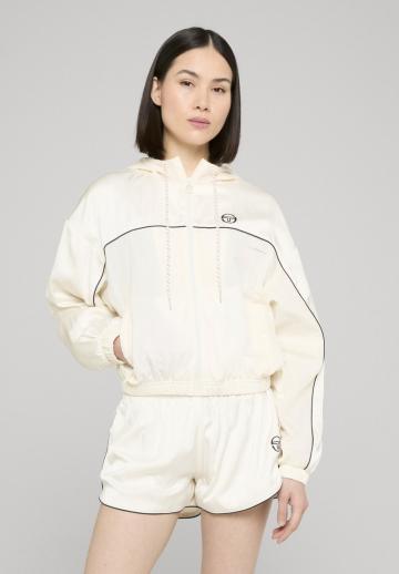 Спортивная куртка