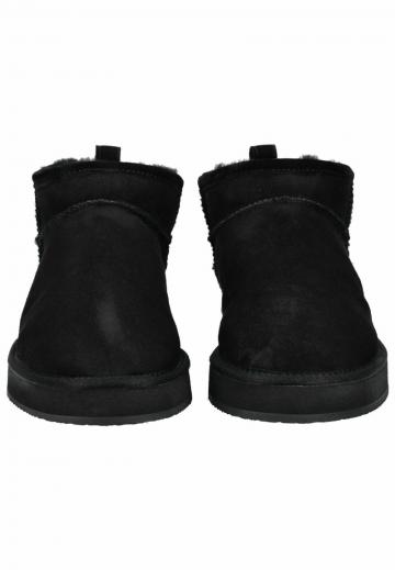 Зимние ботинки